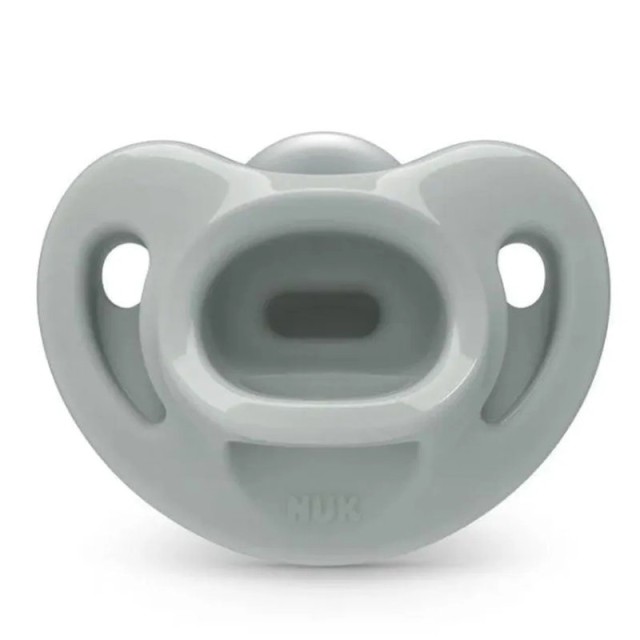 Nuk First Choice Soft Πιπίλα Σιλικόνης με Θήκη Γκρί Πράσινο 0-6m, 1 τεμάχιο